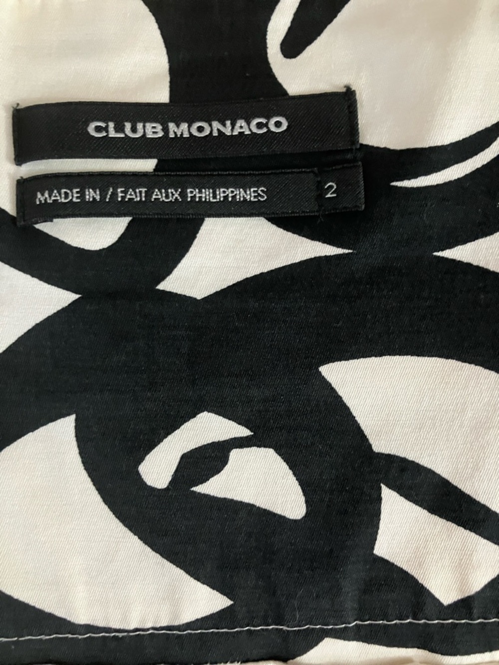 Club Monaco Black & White Abstract Mini Skirt - Picture 2 of 8